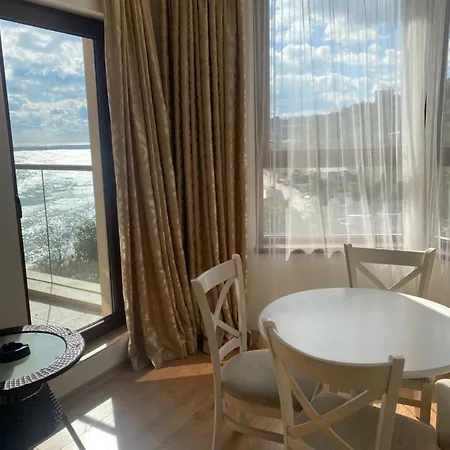 Blu Cabakum Plaza Apartamento Varna